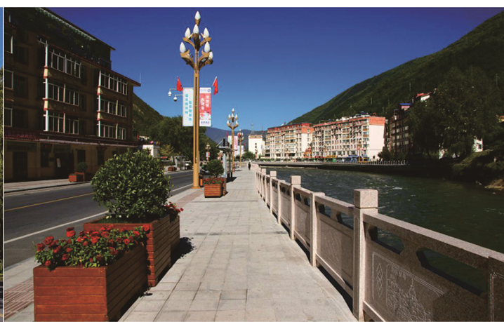 马尔康县城区道路改造工程 (1).jpg