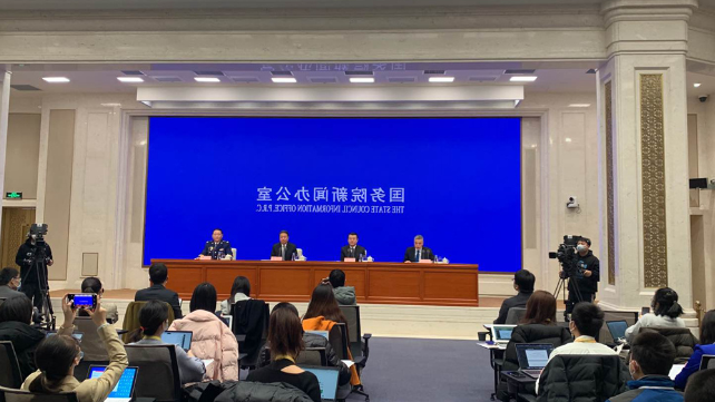 【共同战疫】全国建筑行业复工率超5成 湖北涉疫求助可拨119